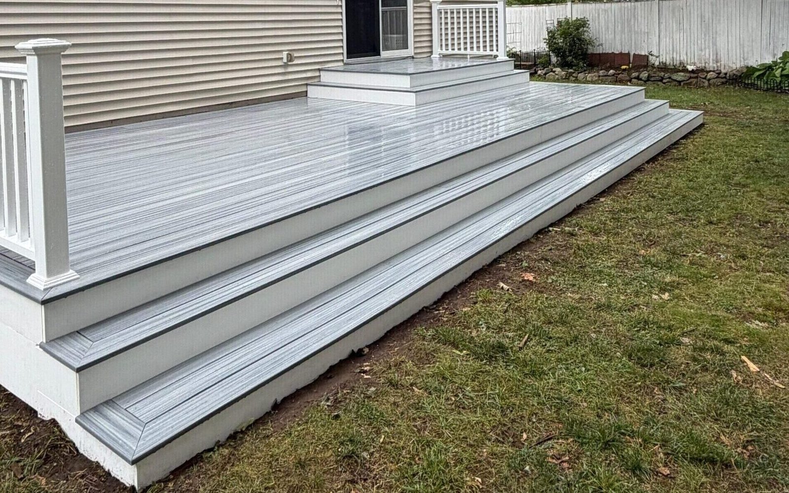 Composite deck done in South Shore.